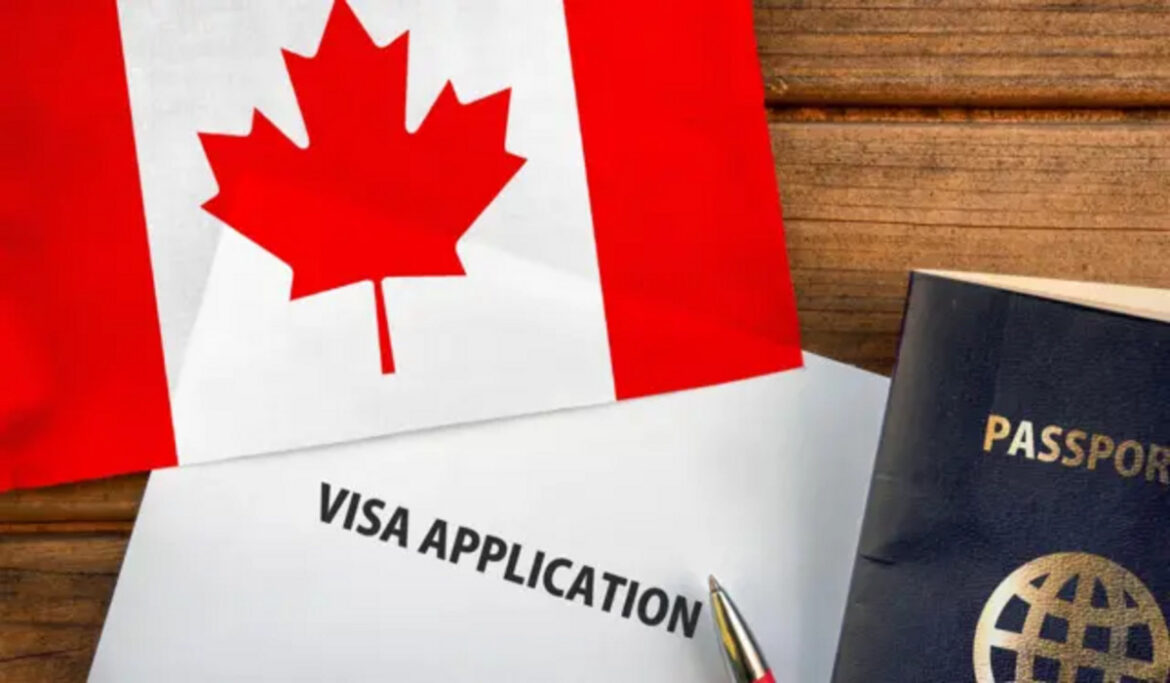 Indians in Canada are in trouble, their study and work visas can be cancelled at any time Indians in Canada are in trouble, their study and work visas can be cancelled at any time