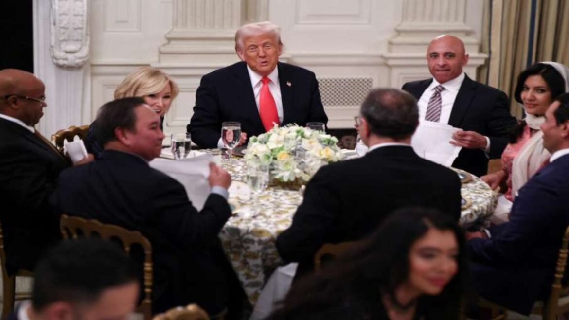 Donald Trump Iftar Party: Iftar organized at White House, Trump praises Muslims!